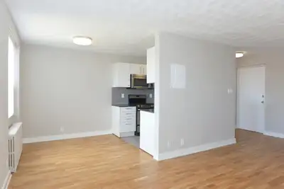 renovated one bedroom - ID 2270, View more