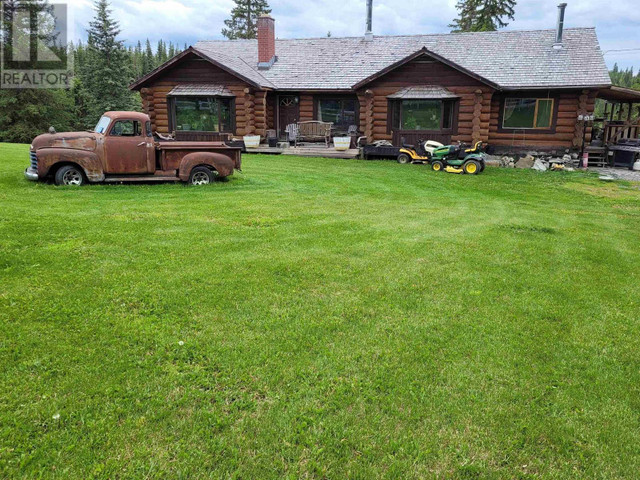 6694 FAWN CREEK ROAD 100 Mile House, British Columbia in Houses for Sale in 100 Mile House - Image 4