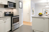 SPACIOUS 2 BEDROOM DEN APARTMENT FOR RENT IN CAMBRIDGE! SELECT APARTMENTS FULLY REVITALIZED WITH PRE... (image 1)