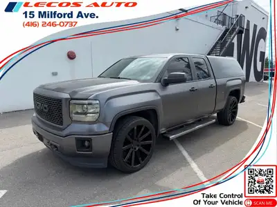 All vehicles come with a full vehicle History Report, ask to see it! T2015 GMC 1500 four-door featur...