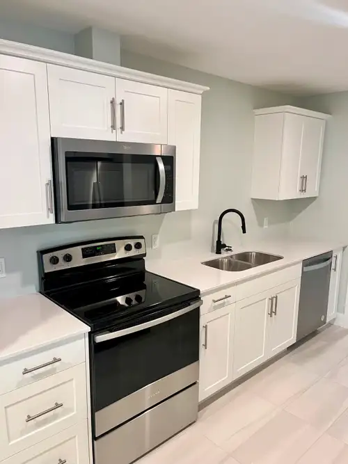32 Splendid Dr, East Royalty Units are $1,950 Be the first to live in these beautifully built, brand...