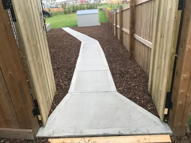 mike's concrete services536182792106158088