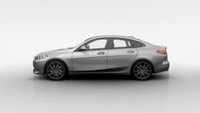 La toute nouvelle* BMW 228i xDrive 2024* laisse les conventions derrière. La Série 2 combine une app... (image 3)