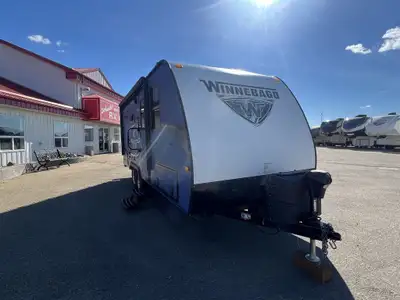 2018 Winnebago Micro Minnie 2106DSLight on Weight...Heavy on FeaturesWinnebago’s Micro Minnie offers...