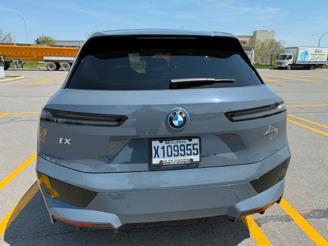 BMW iX Xdrive50 2022 dans Autos et camions  à Laval/Rive Nord - Image 4