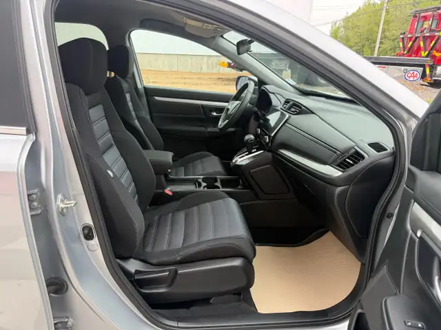 2018 Honda CR-V LX, keyless entry, backup camera, Bluetooth 3 MO in Cars & Trucks in Annapolis Valley - Image 21