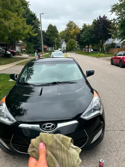 Comes with 3 year bumper to bumper warrenty that is transferable