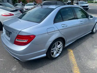 mercedes c300 2013 awd….. tres propre et bien entretenu…. financement disponable garntie disponable...