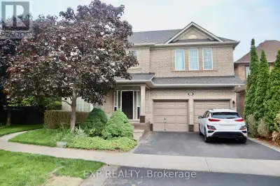 LOWER - 1300 RIDGEBANK DRIVE Oakville (WT West Oak Trails), Onta