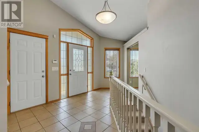 106 Thornbird Way SE Airdrie, Alberta62854410344578121