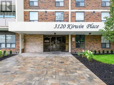This south-facing 11th floor condo at 3120 Kirwin Ave has clear views to Lake Ontario and abundant n...