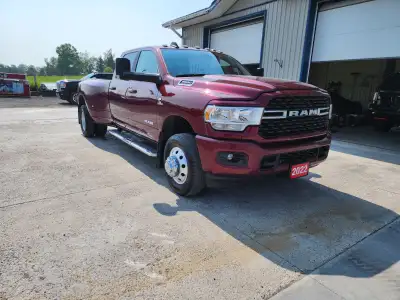 2022 Ram 3500 Bighorn 6.7 Cummins Diesel 6spd Aisin Automatic Transmission 3.73 Axle Ratio Seats 6 8...