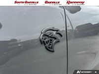 Apple Carplay / Android Auto, 1 Owner, Clean Accident History Report, Low Kms, AWD, 19-Amped harman/... (image 8)