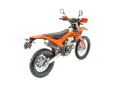2026 KTM 350 EXC-F Une moto de type enduro polyvalente et performante, capable d’affronter sentiers...