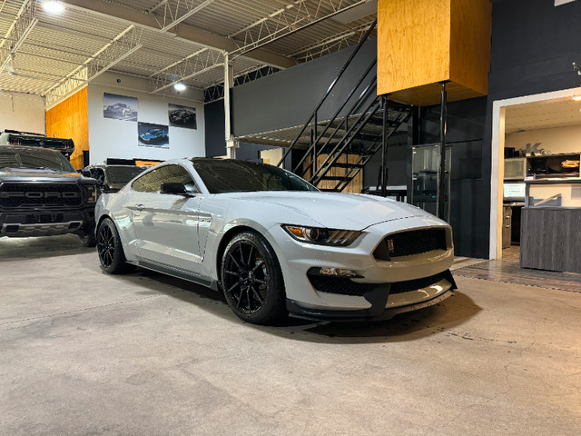 2017 FORD SHELBY GT350 RARE COLOUR LOW KMS! in Cars & Trucks in Mississauga / Peel Region