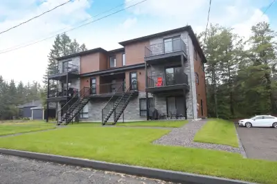 Condo à louer Ste Catherine de la JC