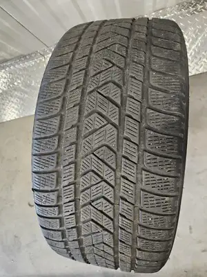 1 x 325/35/22 PIRELLI scorpion WINTER tire about 80 % tread left Dot#2022 good condition for bmw x7...