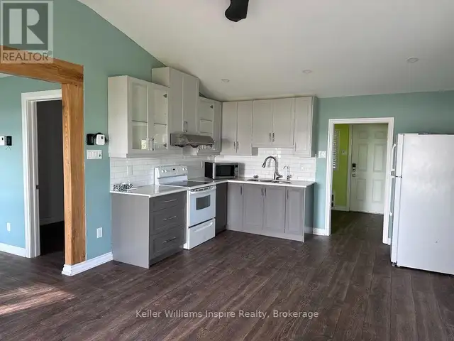 266 LAKE ROAD Trent Hills, Ontario in Long Term Rentals in Trenton - Image 4