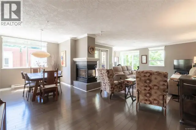 201 380 Waterfront Cres Victoria, British Columbia in Condos for Sale in Victoria - Image 5