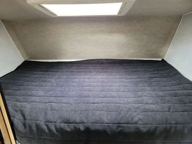 2025 Northern Lite 610 Half-Ton Camper in Travel Trailers & Campers in Penticton - Image 16