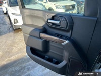Heated Seats & Steering, Apple Carplay & Android Auto, Back-Up Camera, Cruise Control, Steering Whee... (image 9)