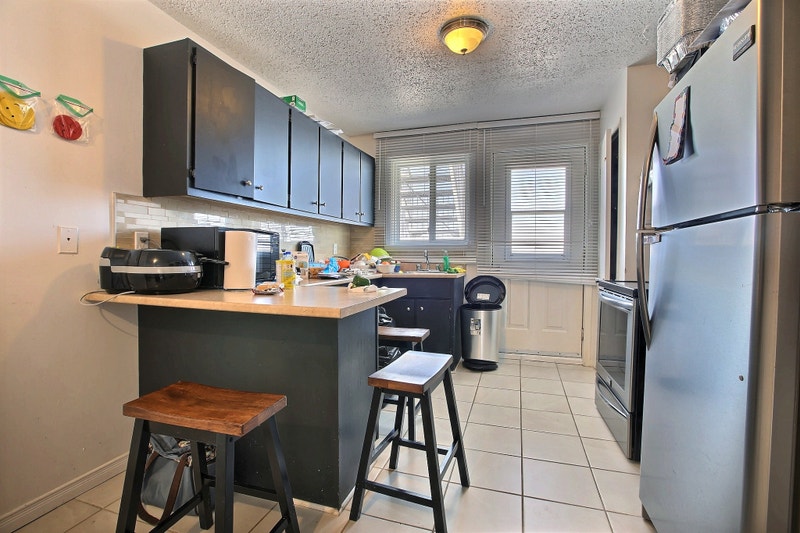 4 1/2 au 1335 rue de la Colline JUILLET 2024 Locations longue durée