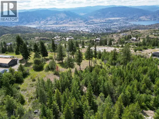 3011 Carmi Road Penticton, British Columbia in Land for Sale in Penticton - Image 5