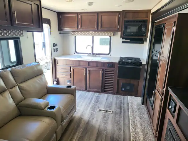 2019 Jayco JAY FLIGHT 235 RKS in Travel Trailers & Campers in St. Albert - Image 40