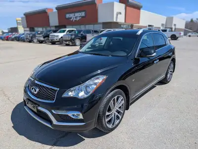 2017 Infiniti QX50 AWD 3.7L V6. 158,000km Clean title and safetied. Leather interior Sunroof Power s...