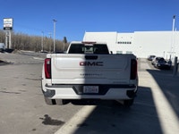 AMVIC Licensed Dealer Towing & Trailering Package | Heated Front Seats & Steering Wheel | 12.3 Drive... (image 7)