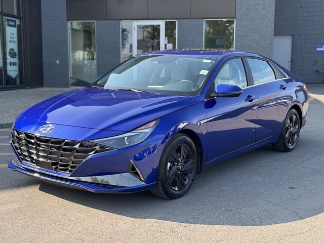 2022 Hyundai Elantra HYBRID ULTIMATE w/ TOP MODEL / LEATHER / SU in Cars & Trucks in Calgary - Image 3