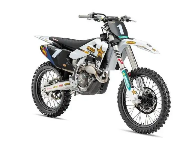 2025 Husqvarna FC 250 FACTORY in Dirt Bikes & Motocross in Sherbrooke - Image 3