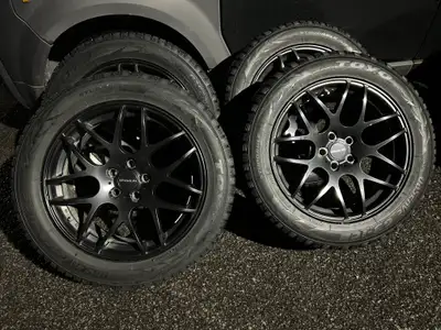 Nice looking Braelin wheels with TPMS mounted on Toyo winter tires. Wheels 18x8.5 Bolt pattern: 5x11...