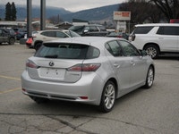 2011 Lexus CT 200h Hybrid Stylish, efficient, and built with Lexus refinement this 2011 Lexus CT 200... (image 4)