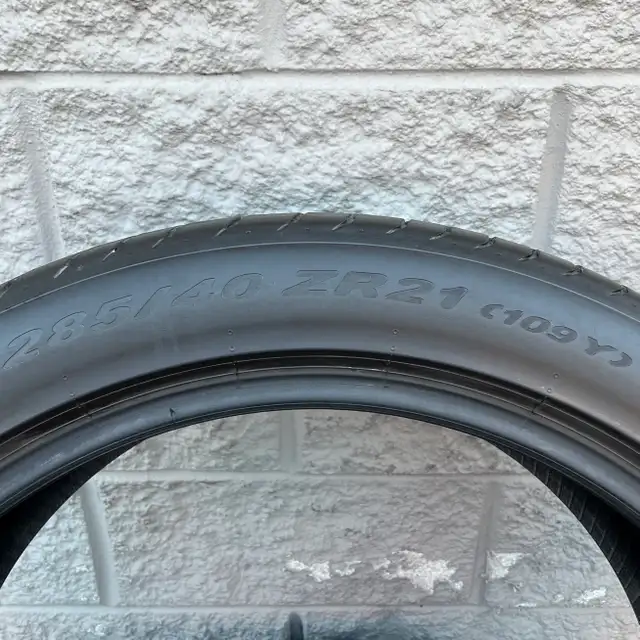 (85%) 2x 285/40ZR21 & 2x 315/35ZR21 Pirelli Summers in Tires & Rims in City of Toronto - Image 8