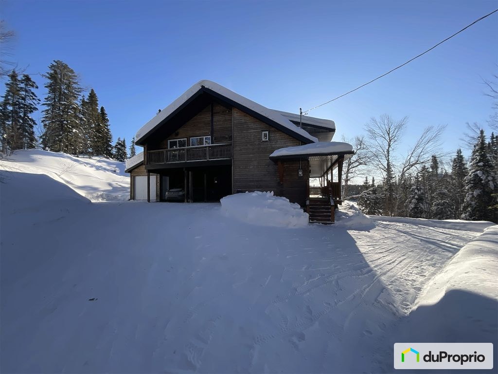 $590,000 - 2 Storey for sale in St-Honore-De-Chicoutimi — photo 2