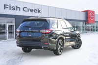 Turn heads and command the urban landscape in this sophisticated 2025 Honda Pilot Black Edition, a s... (image 6)