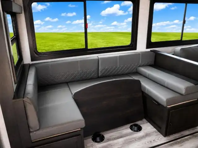 2023 Starcraft Super Lite 252RB in Travel Trailers & Campers in Woodstock - Image 5