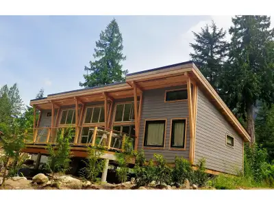 Welcome to 19565 Silverhope Road, a 5yr-old 2-bedroom, 2-bathroom home in Hope, BC. Overlooking a ha...