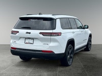 Thanks for viewing our House Of Cars Argyll inventory! AMVIC licensed dealer! 2024 Jeep Grand Cherok... (image 6)