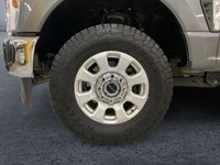 Check out this vehicle's pictures, features, options and specs, and let us know if you have any ques... (image 8)