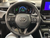 Apple CarPlay and Android Auto take center stage in this 2025 Toyota Corolla Hybrid LE, turning its... (image 9)