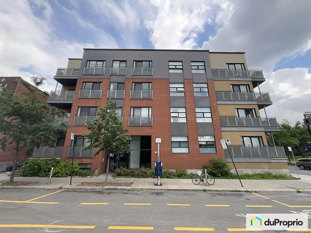 $596,000 - Condominium in Villeray / St-Michel / Parc-Extension — photo 2