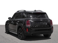 Key Features: ALLOY WHEELS, REAR VIEW CAMERA WITH PARKING AIDS, CRUISE CONTROL, PUSH BUTTON START, C... (image 4)