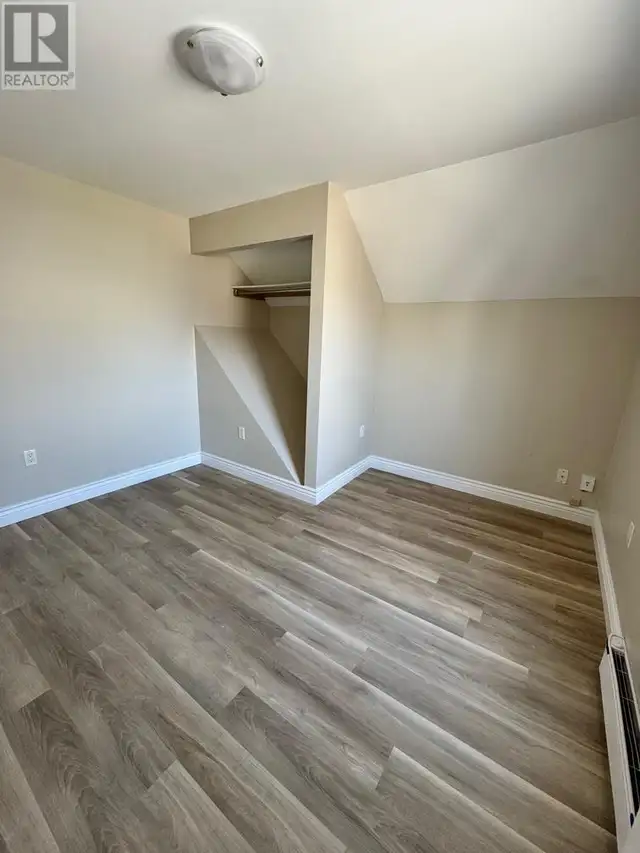 1 Bedroom Upper-Level Unit – Laundry Hookups Available – $1,249/ in Long Term Rentals in Sault Ste. Marie - Image 7