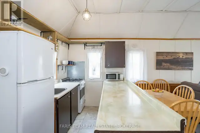 5632 PENETANGUISHENE ROAD Springwater (Elmvale), Ontario in Houses for Sale in Oakville / Halton Region - Image 26
