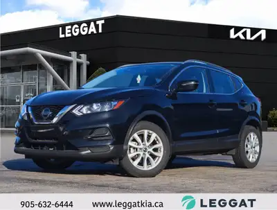 Previously fleet-operated and now available at Leggat Kia, this 2023 Nissan Qashqai SV offers modern...