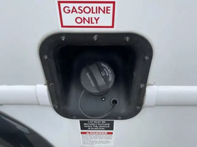 2026 EAST TO WEST Entrada 2950OK in RVs & Motorhomes in Edmonton - Image 40