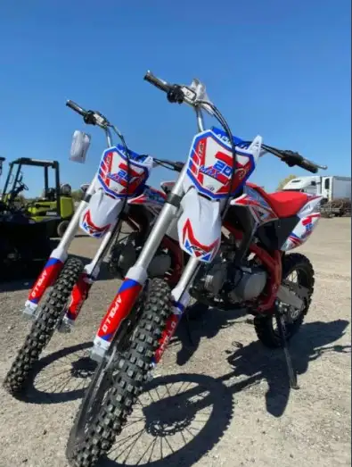 SPRING CLEARANCE SALE ON 125 APOLLO RFZ DIRT BIKE - $1699.00 in Other in Brandon - Image 5