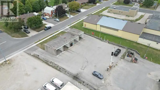683 11TH STREET Hanover, Ontario in Commercial & Office Space for Sale in Owen Sound - Image 4